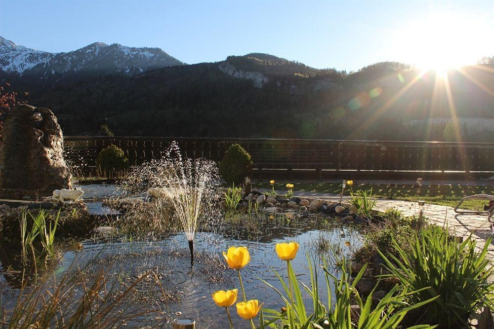 Hotel Lindwurm Bad Goisern Luaran gambar